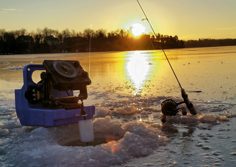 ice fishing 5