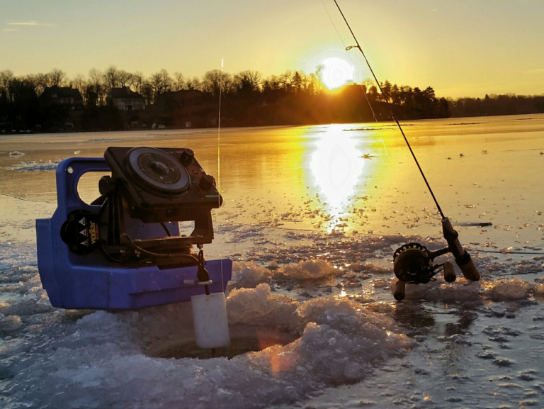 ice fishing 5