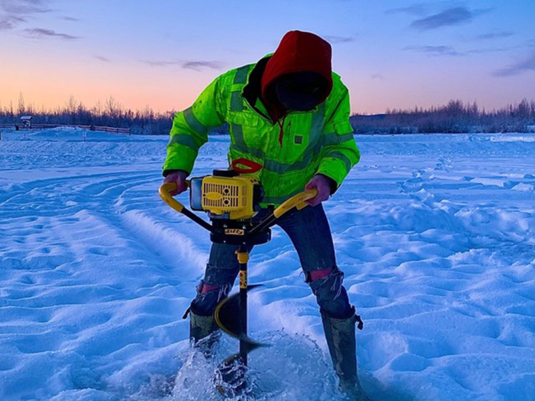 ice fishing 6